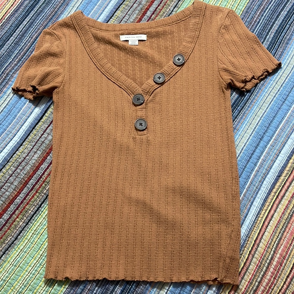 American Eagle top